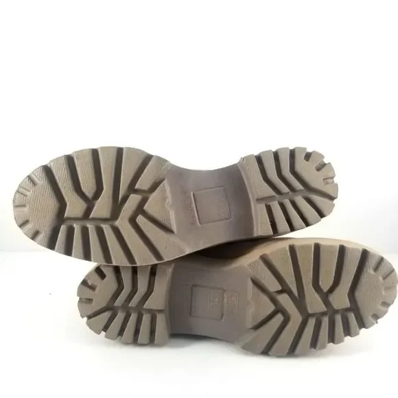 Like New Dolce Vita Huey H20 Dune Suede Boots Size 10. S633 - Picture 6 of 6